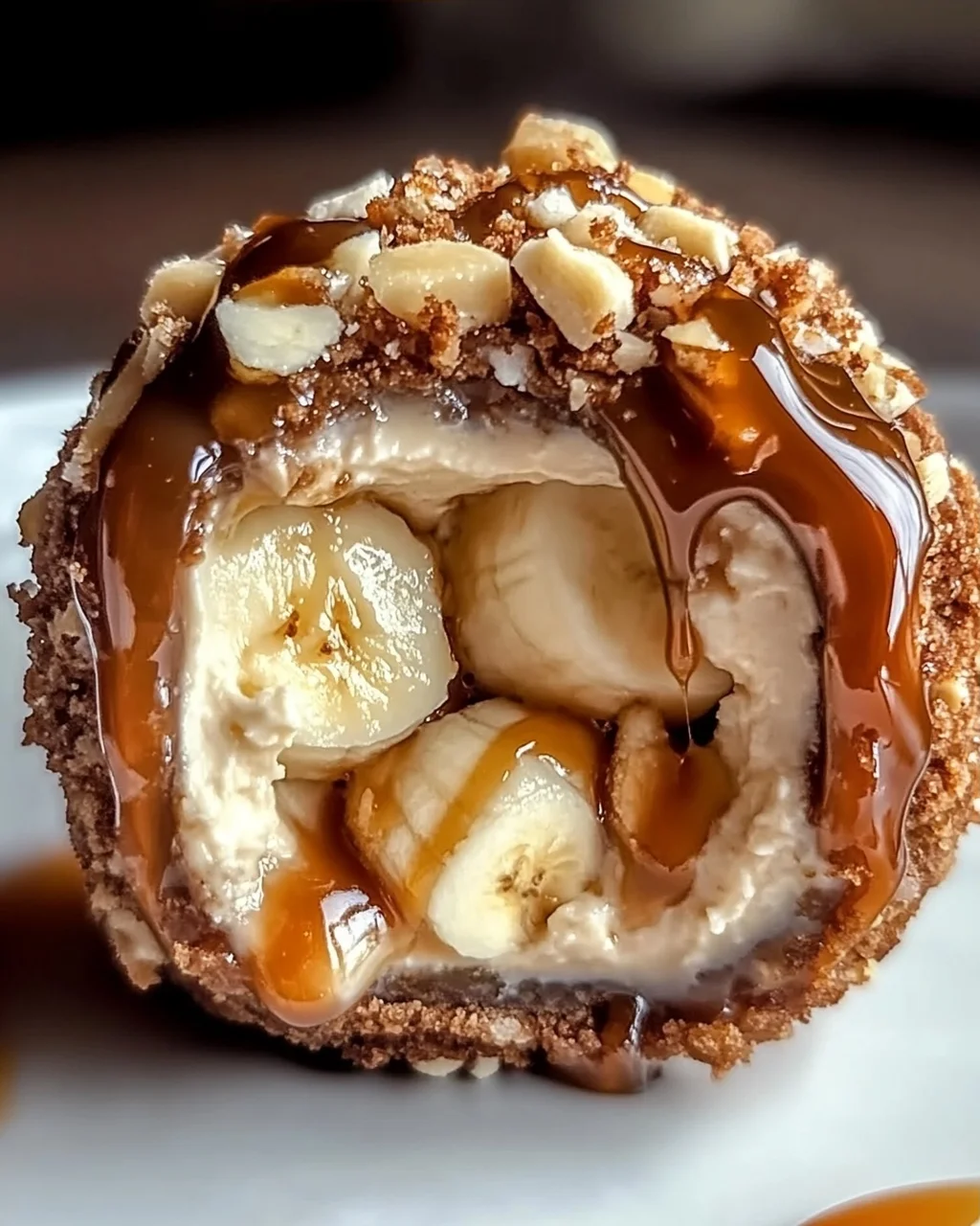 Karamell-Bananen-Käsekuchen-Crunch-Bomben ganz leicht