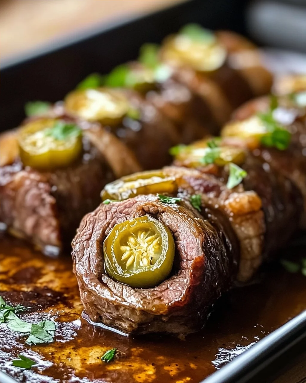 Zarte Rinderrouladen im Backofen - Omas Klassiker